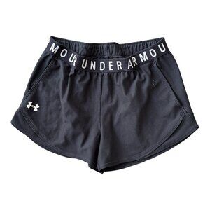 Under Armour Black Play Up Shorts Women Size Medium Loose Fit Style 3 in Inseam